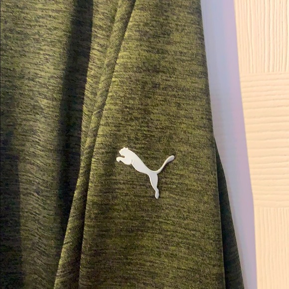 Men’s XXL Puma Zip Up Sweater. - Picture 2 of 4